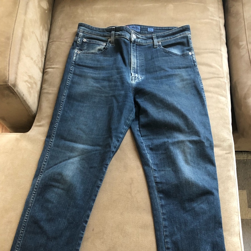 High waisted, stretchy Lucky Cropped jeans